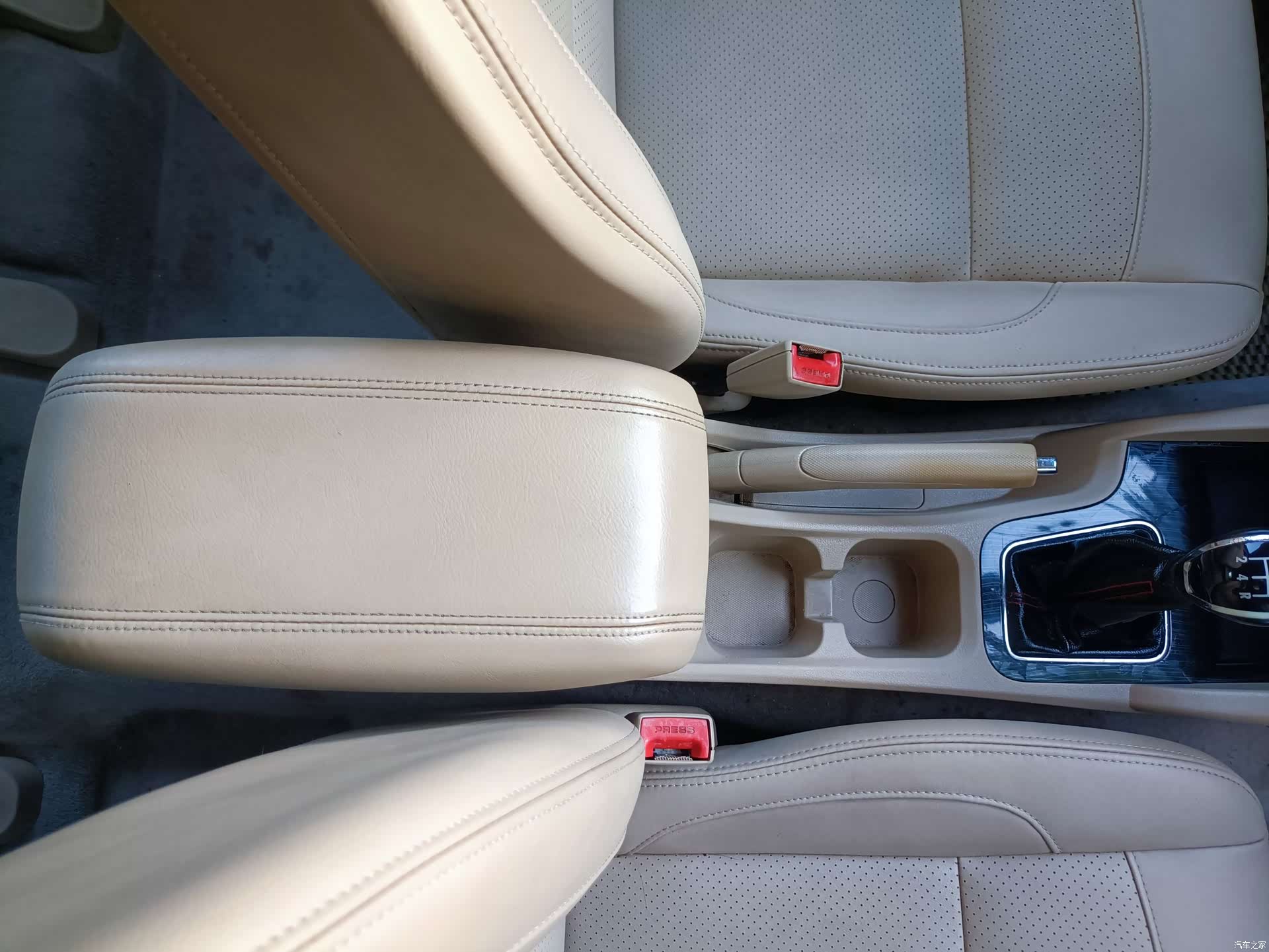 Wuling Hongguang, 2015 32