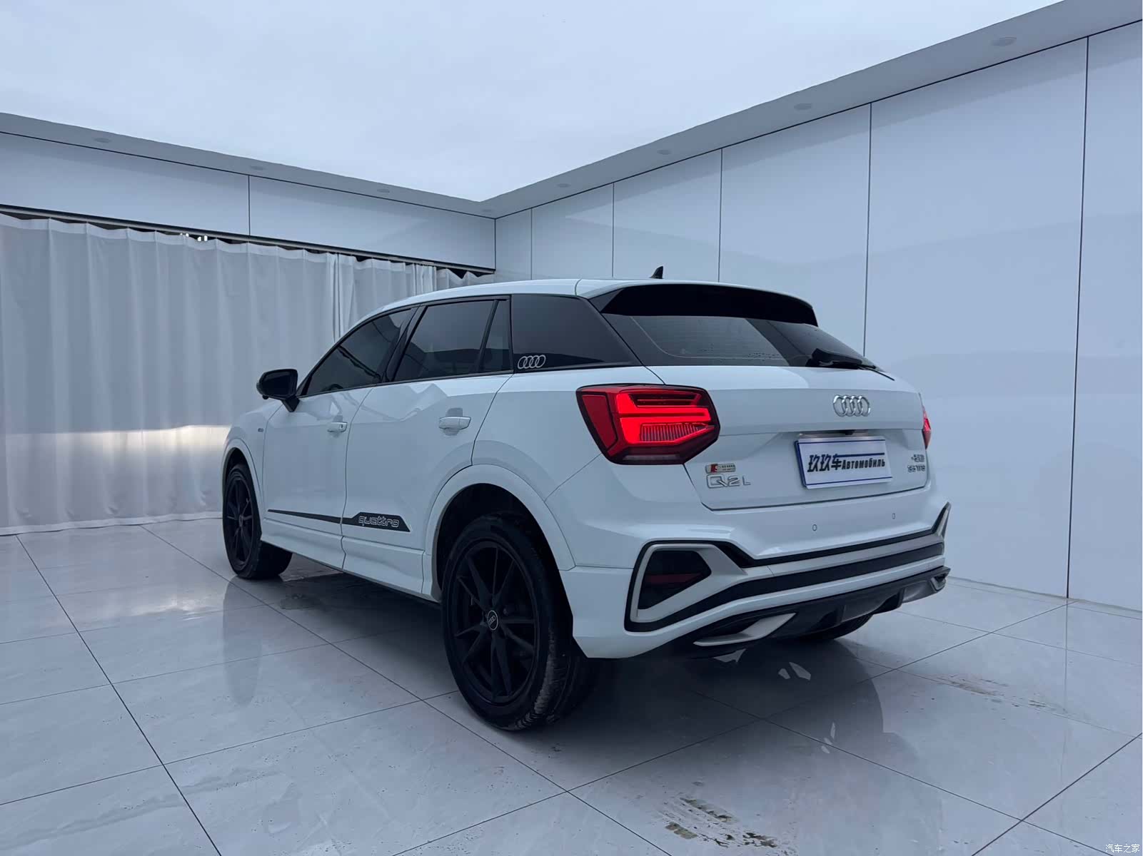 Audi Q2L, 2022 6