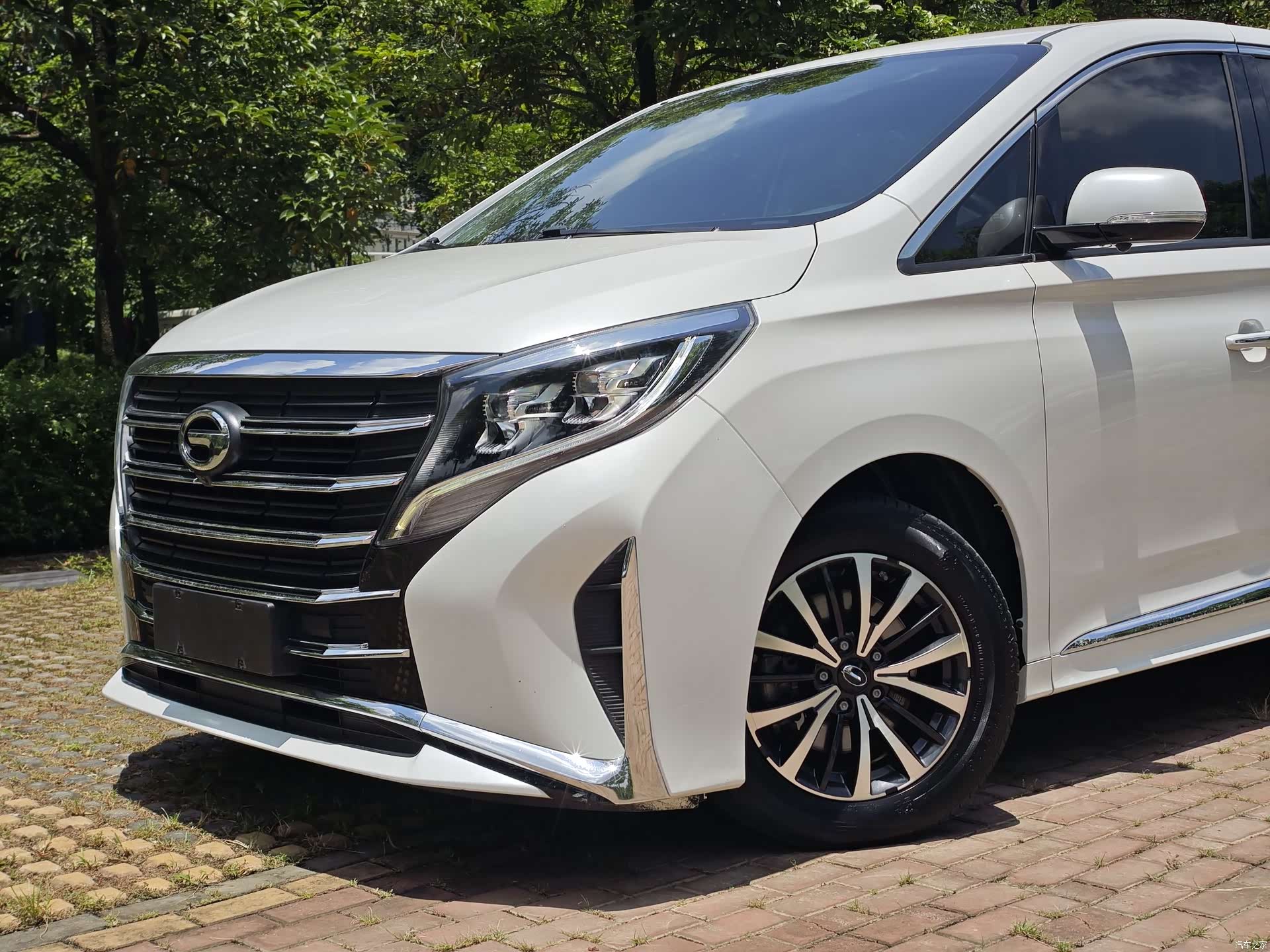 Trumpchi M8, 2022 3