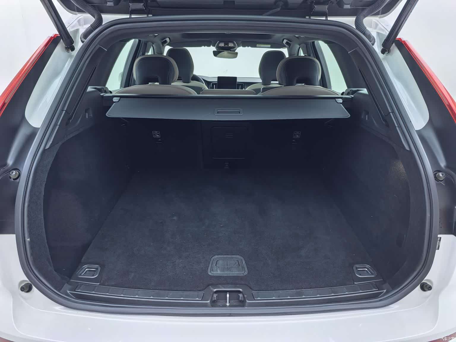 Volvo XC60, 2025 29