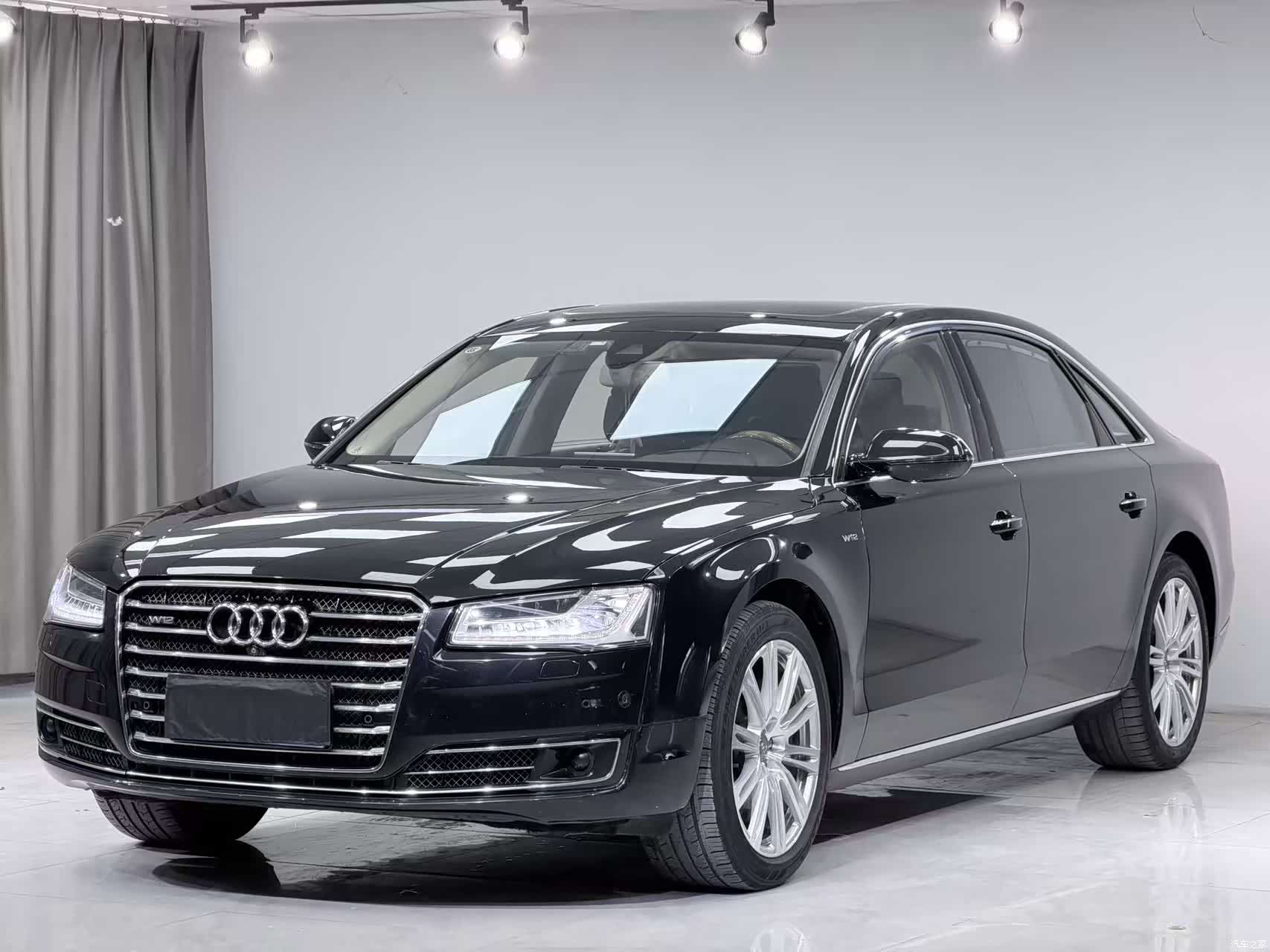 Audi A8L, 2015 3