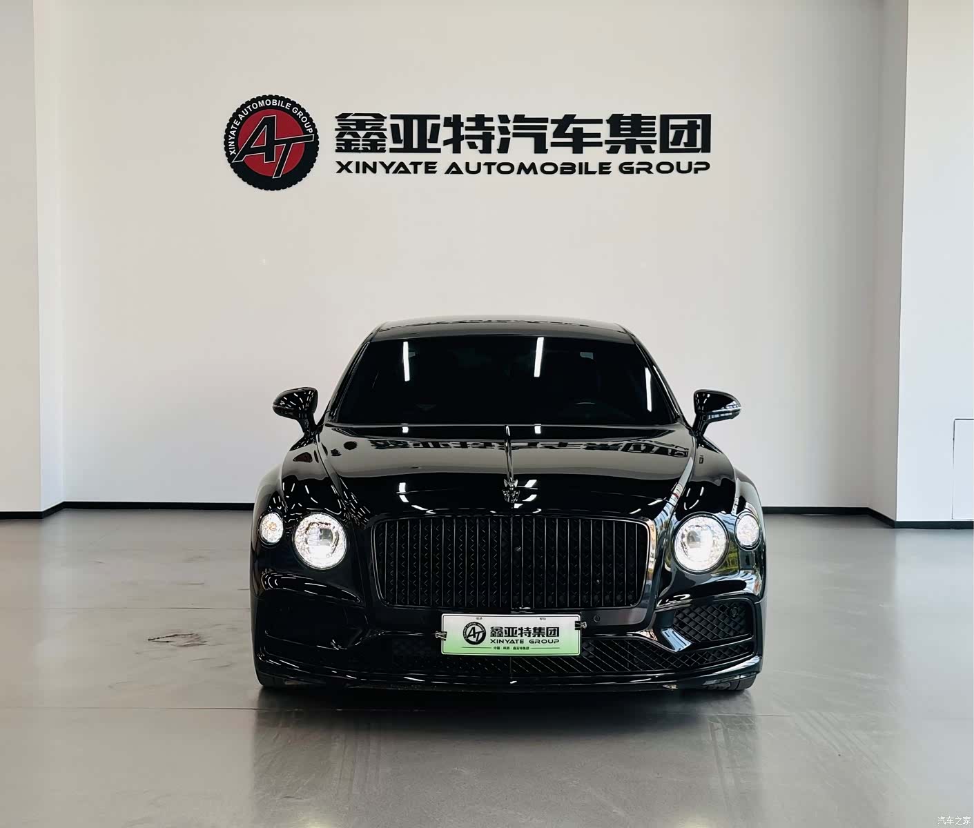 Bentley Flying Spur, 2022 3
