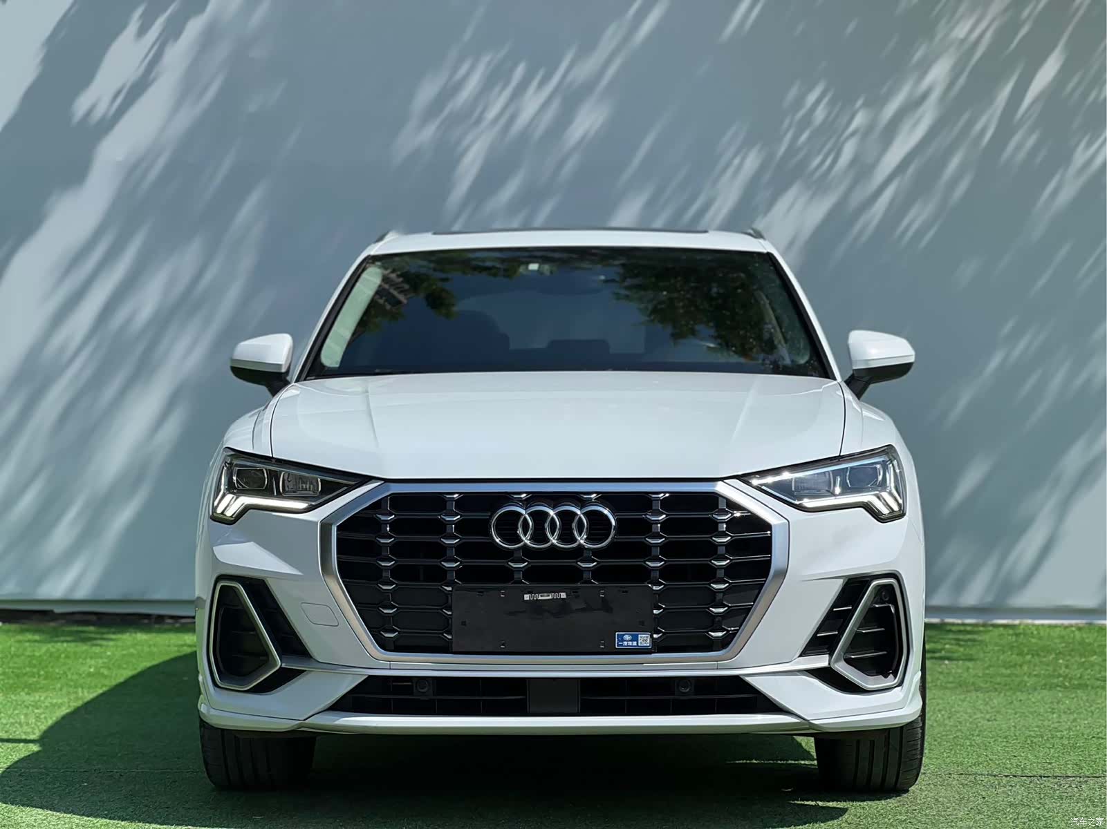 Audi Q3, 2022 2