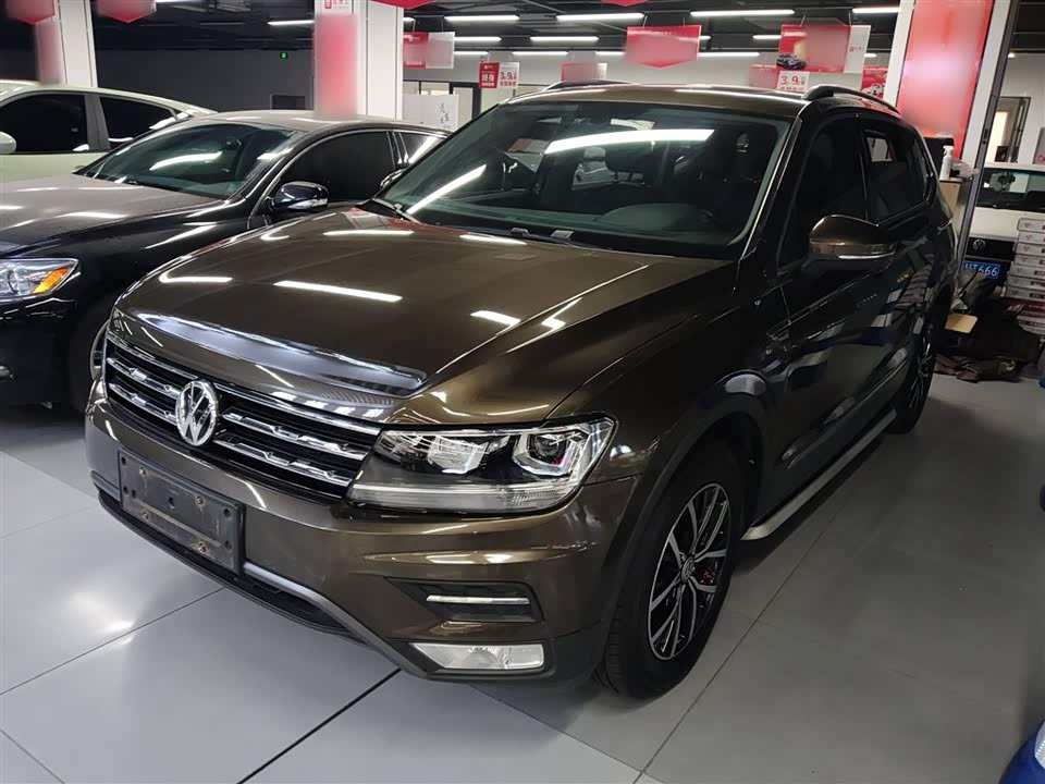 Volkswagen Tiguan L