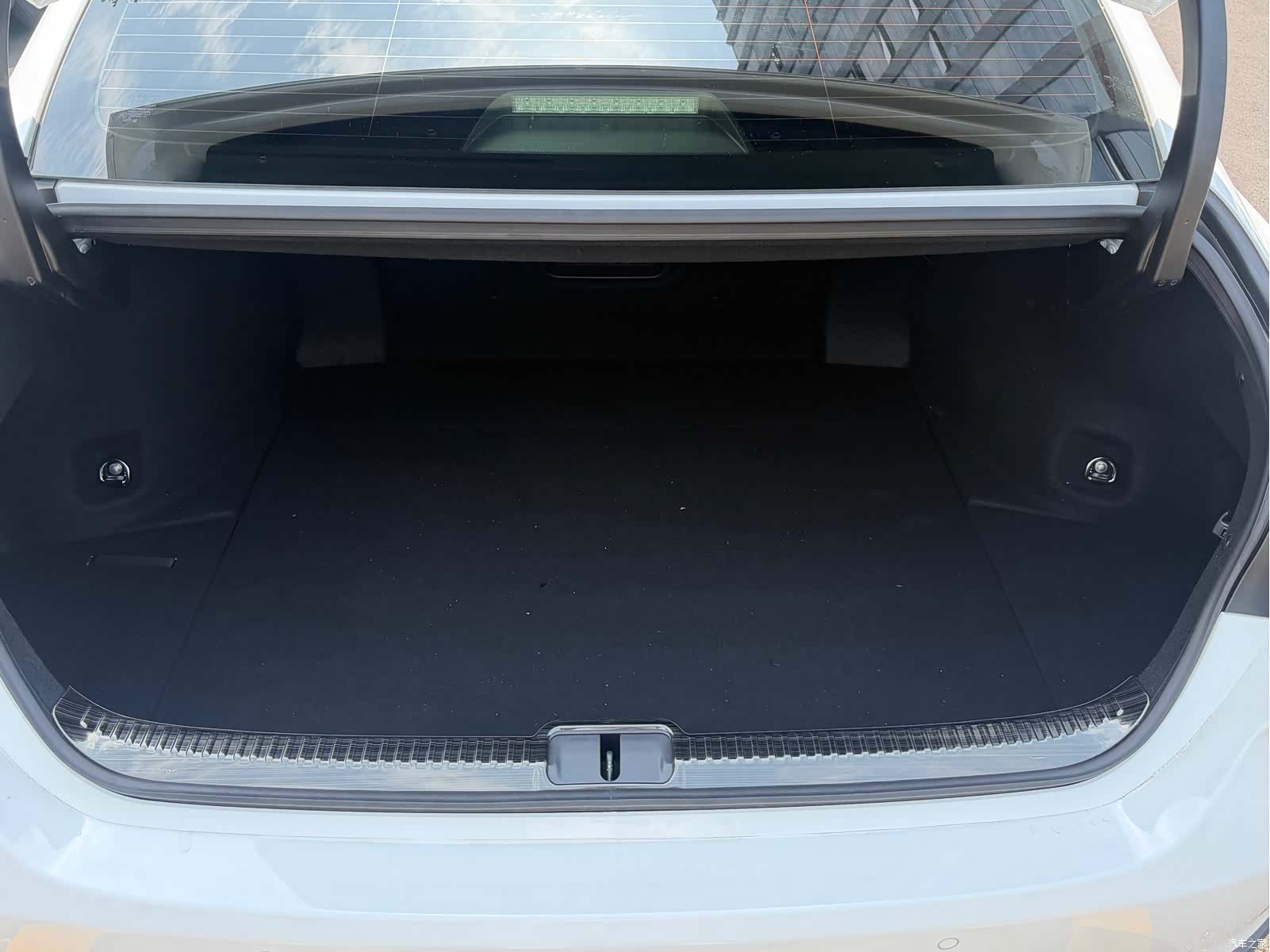 Lexus ES, 2026 15