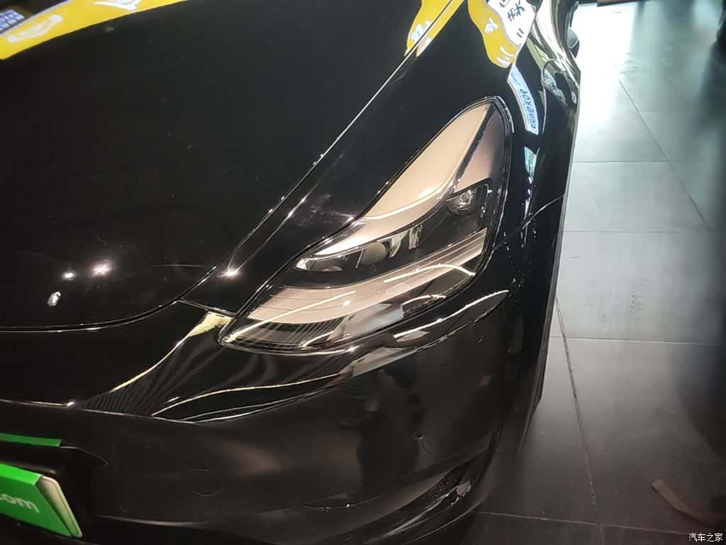 Tesla Model Y, 2022 24