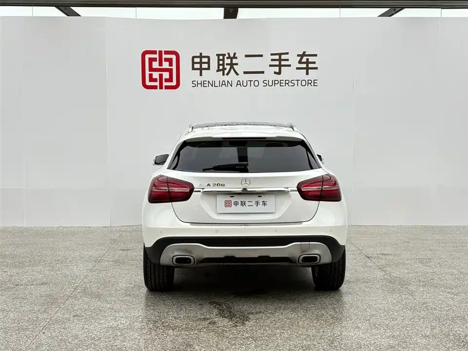 Mercedes-Benz GLA