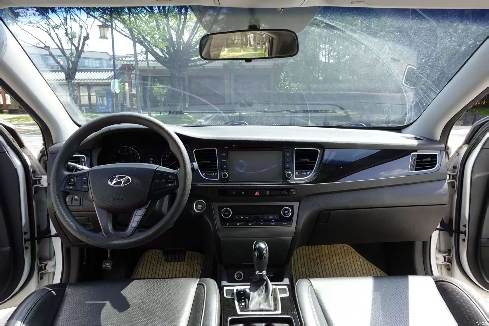 Hyundai GLS, 2015 11