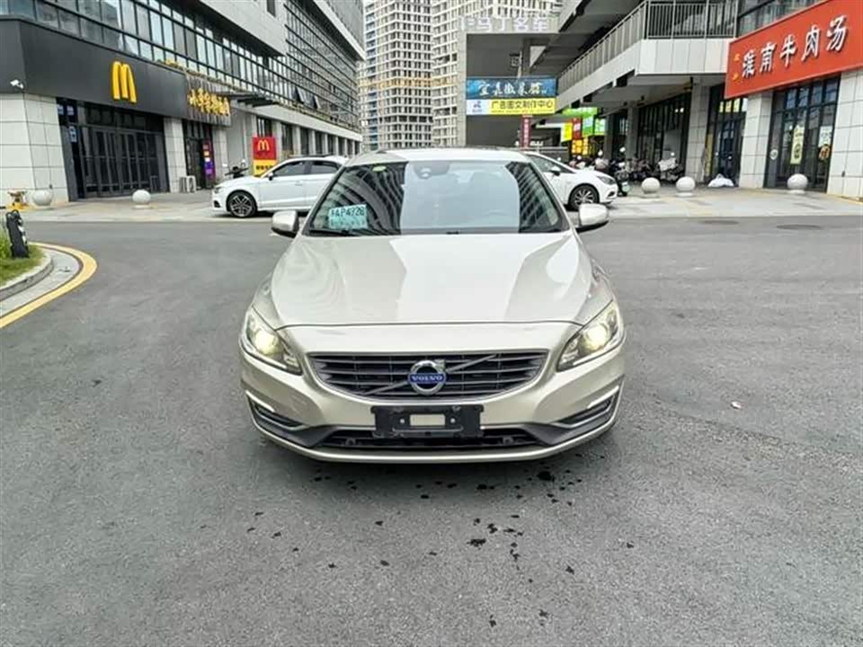 Volvo S60
