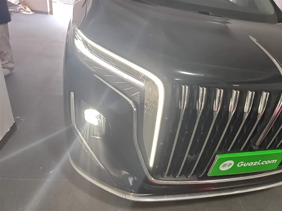 Hongqi HQ9