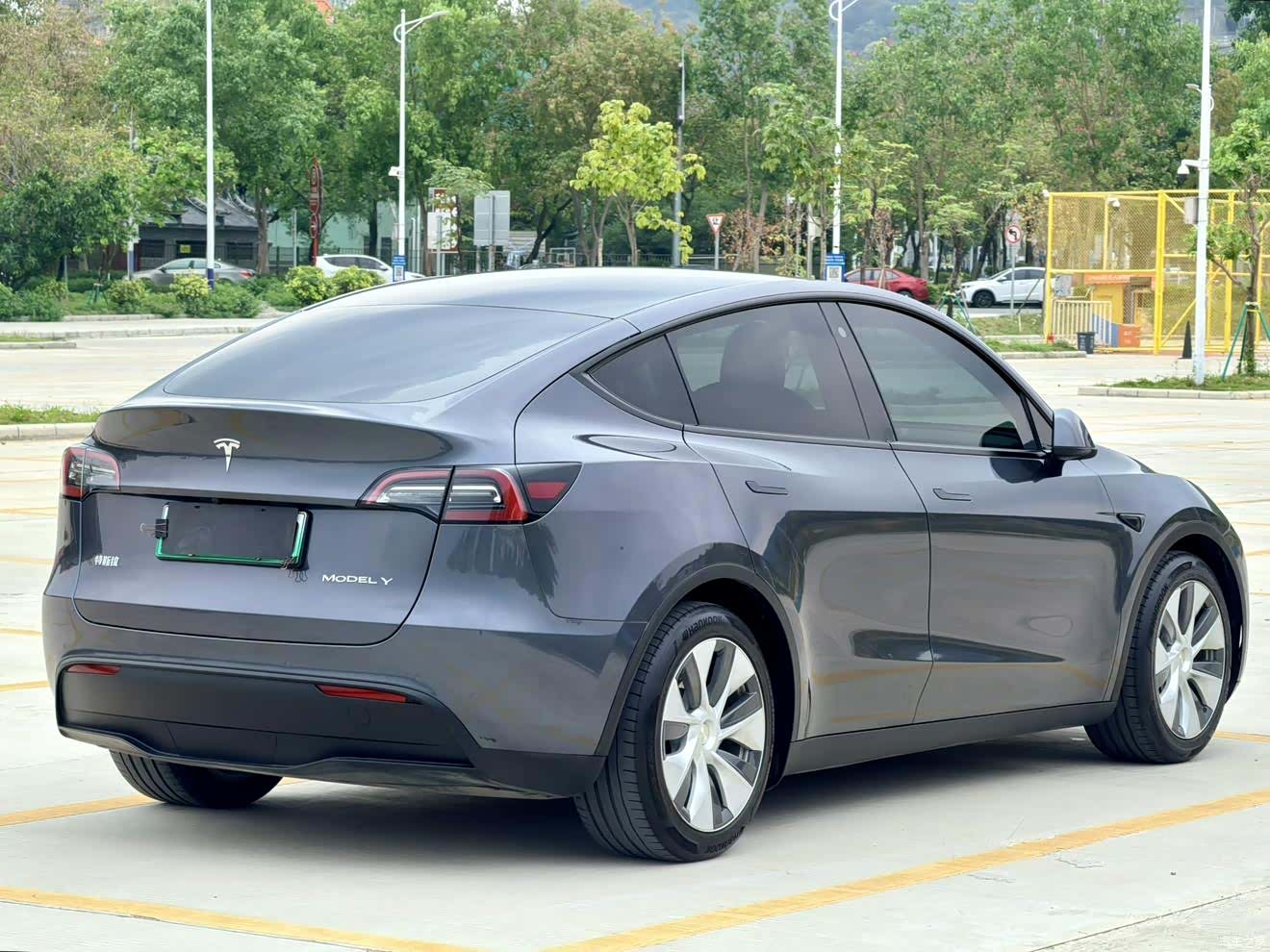 Tesla Model Y, 2021 7