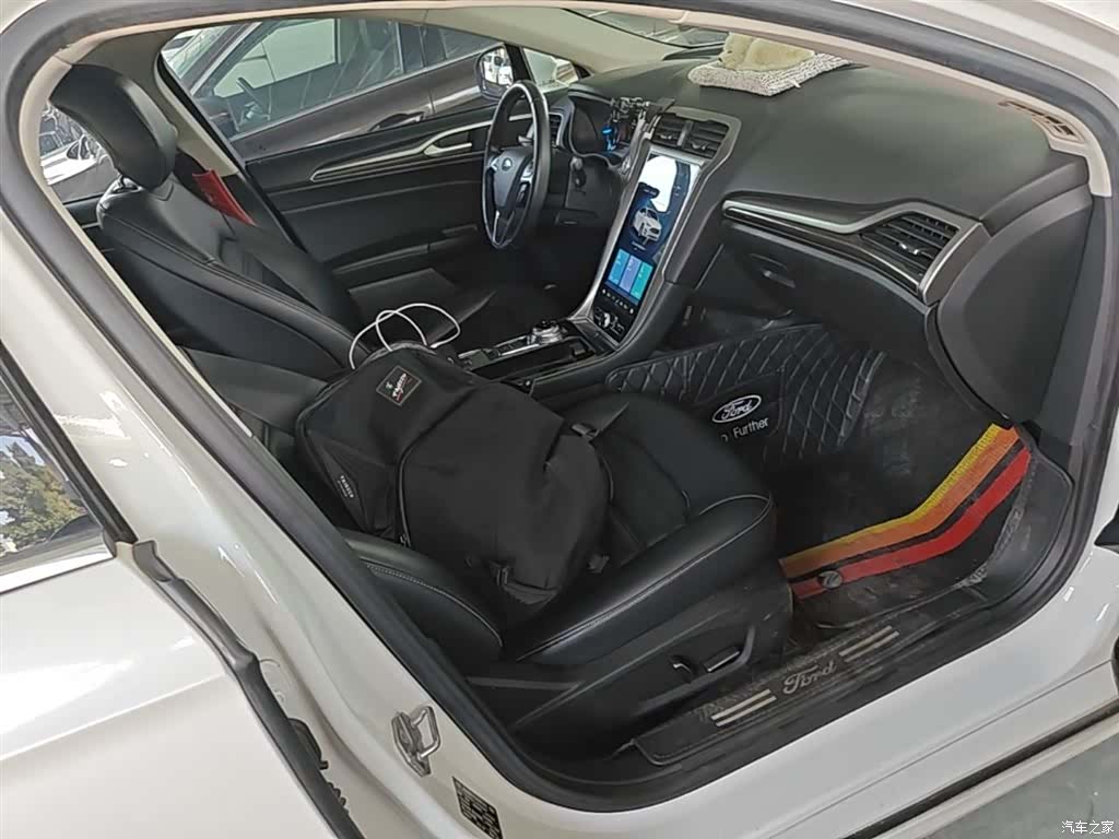 Ford Mondeo, 2022 19