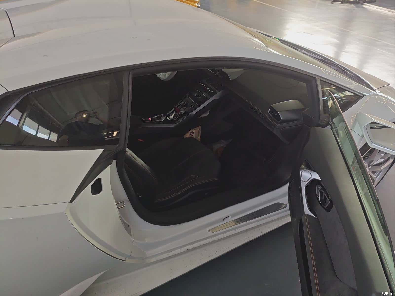 Lamborghini Huracán, 2014 7