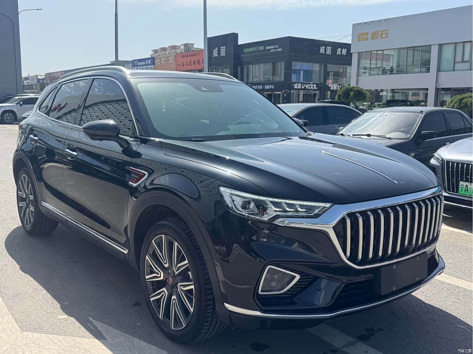 Hongqi HS5, 2022 3