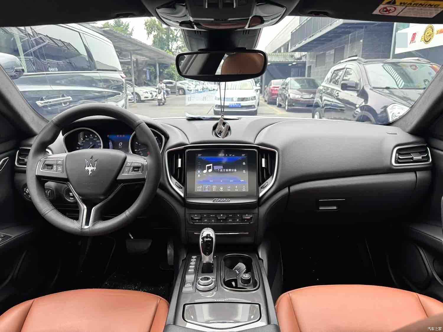 Maserati Ghibli, 2016 все фото