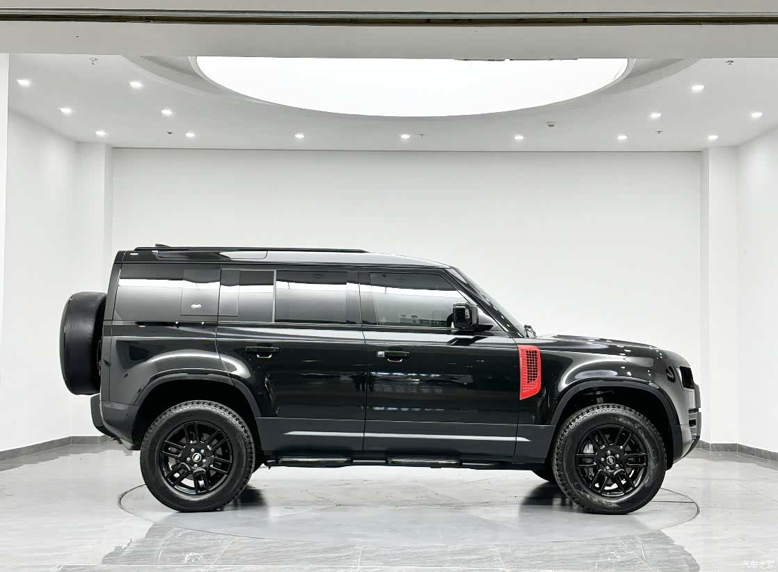 Land Rover Defender, 2022 4