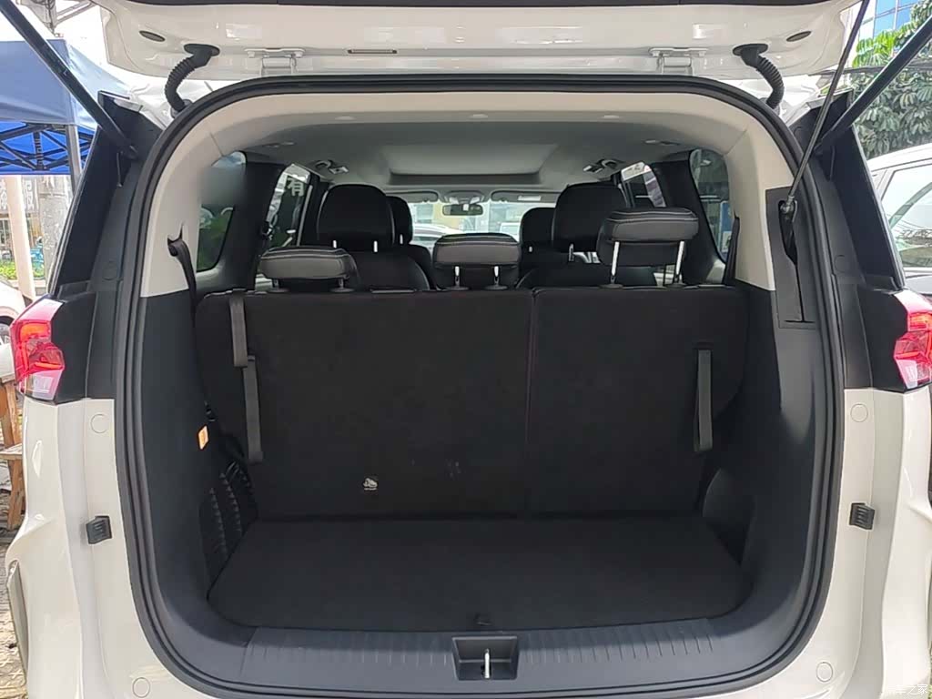 Maxus G50, 2023 19