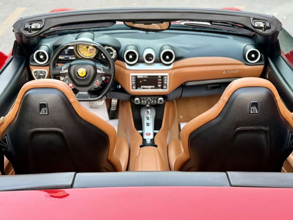 Ferrari California T