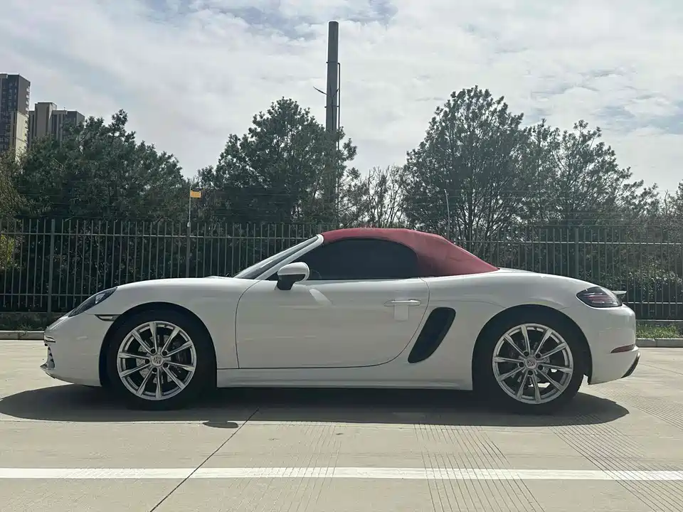 Porsche 718