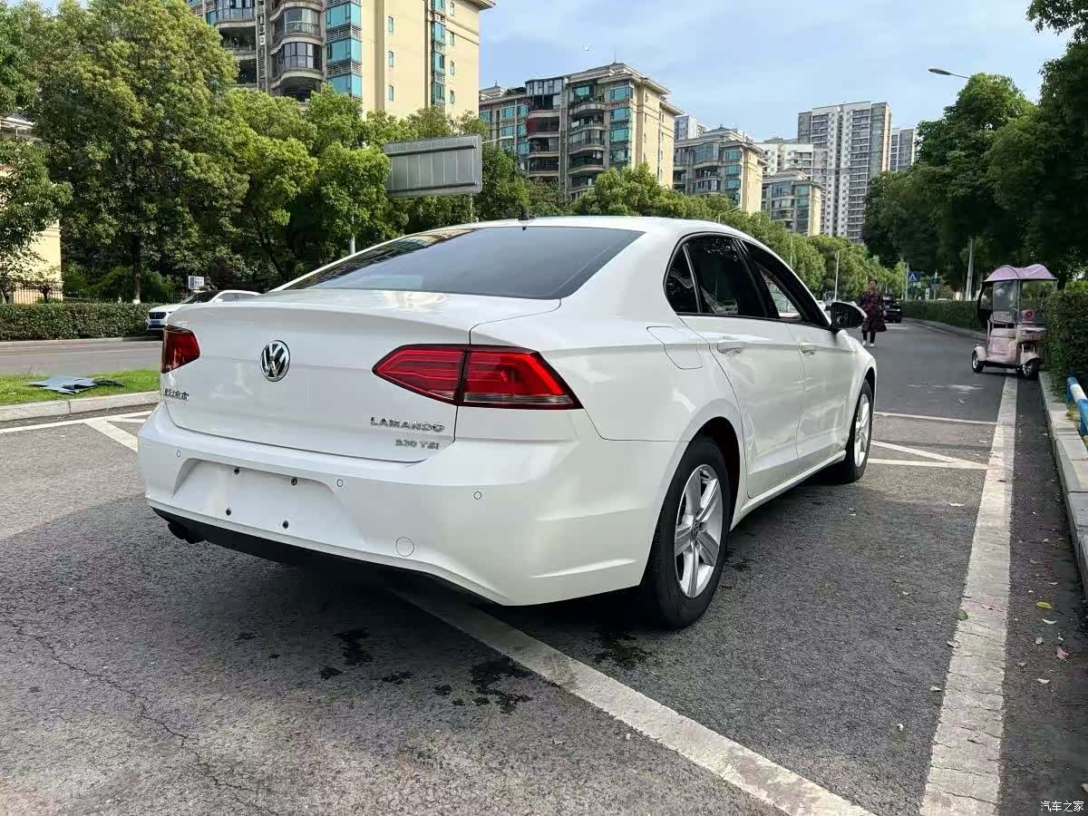 Volkswagen Lamando, 2016 6