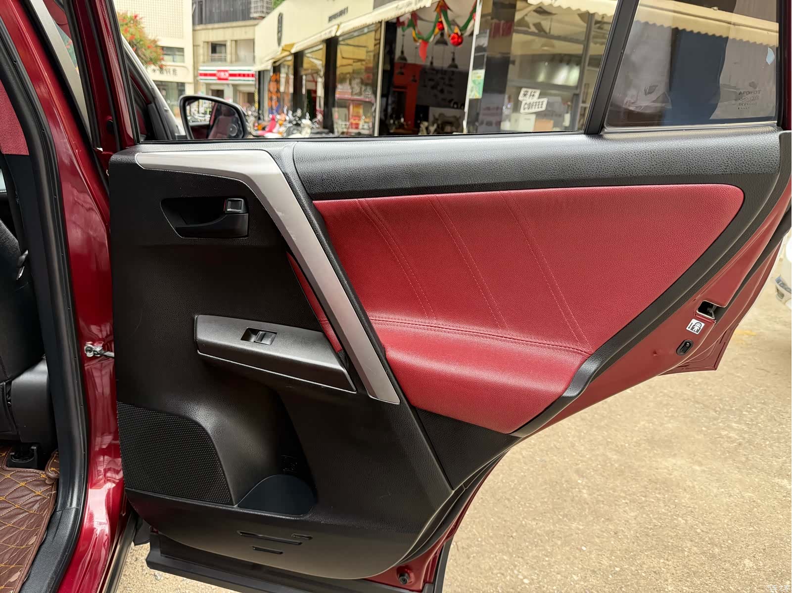 Toyota RAV4, 2019 22