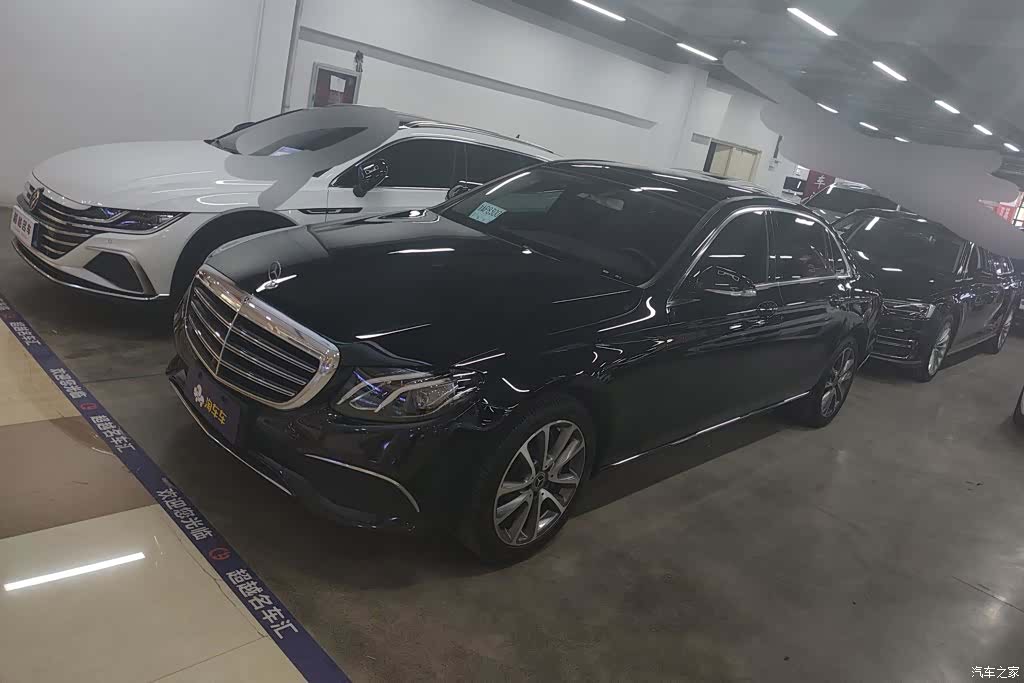 Mercedes-Benz E-Class, 2017 1