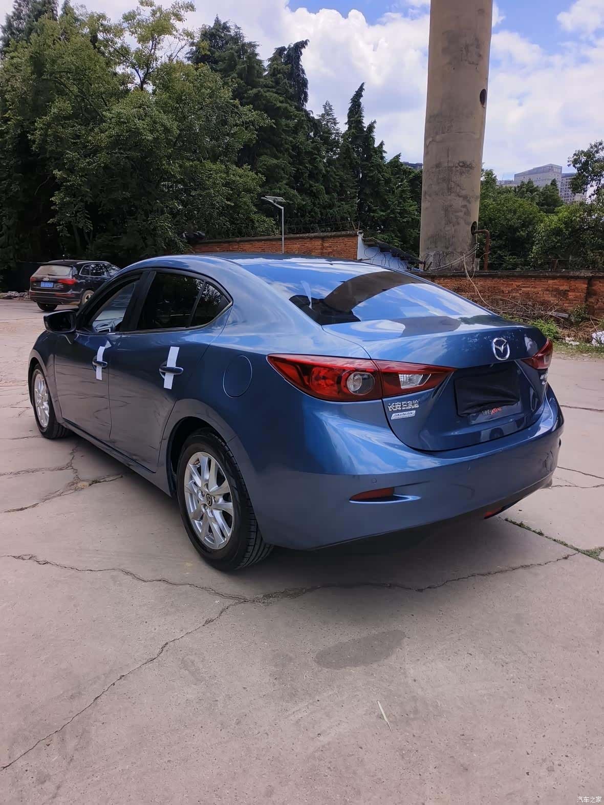 Mazda Mazda3, 2015 8