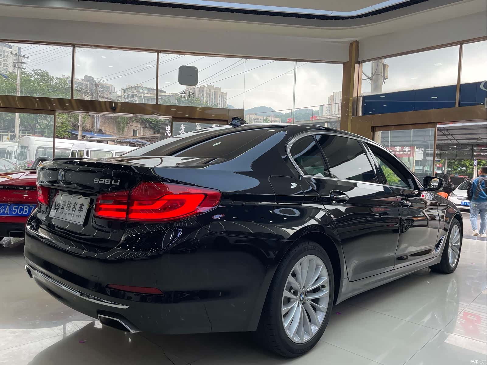 BMW 5 Series, 2018 4