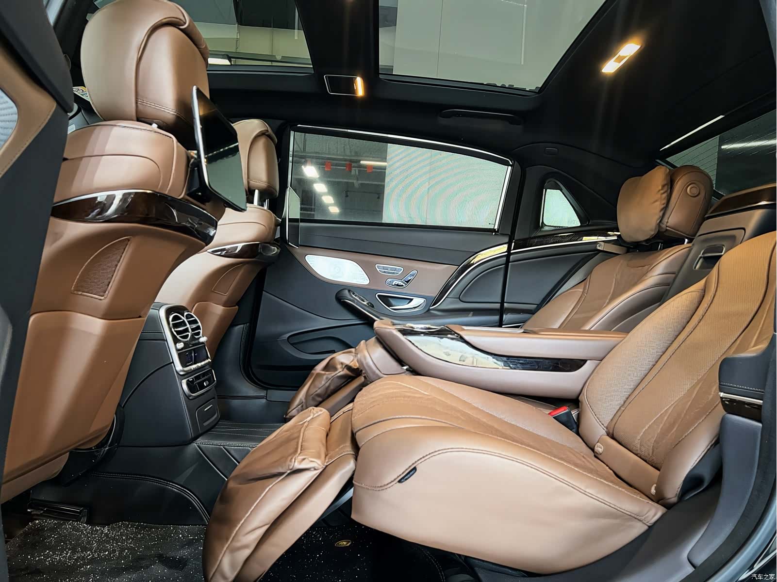 Maybach S-Class, 2017 12