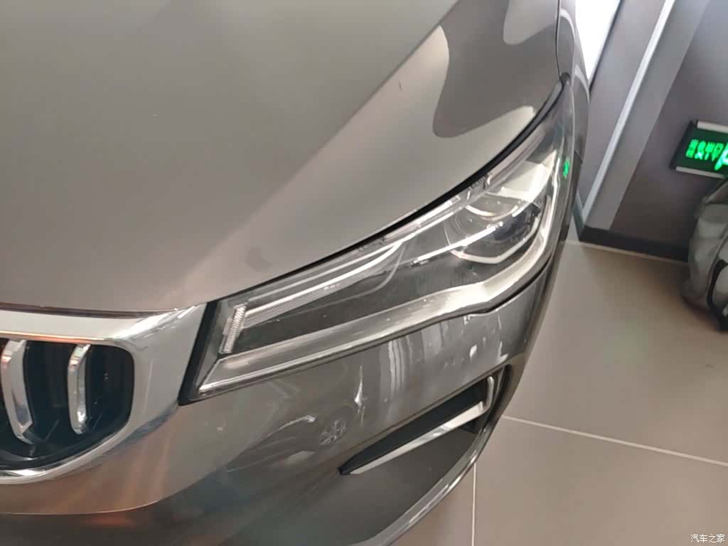 Geely Emgrand, 2025 24