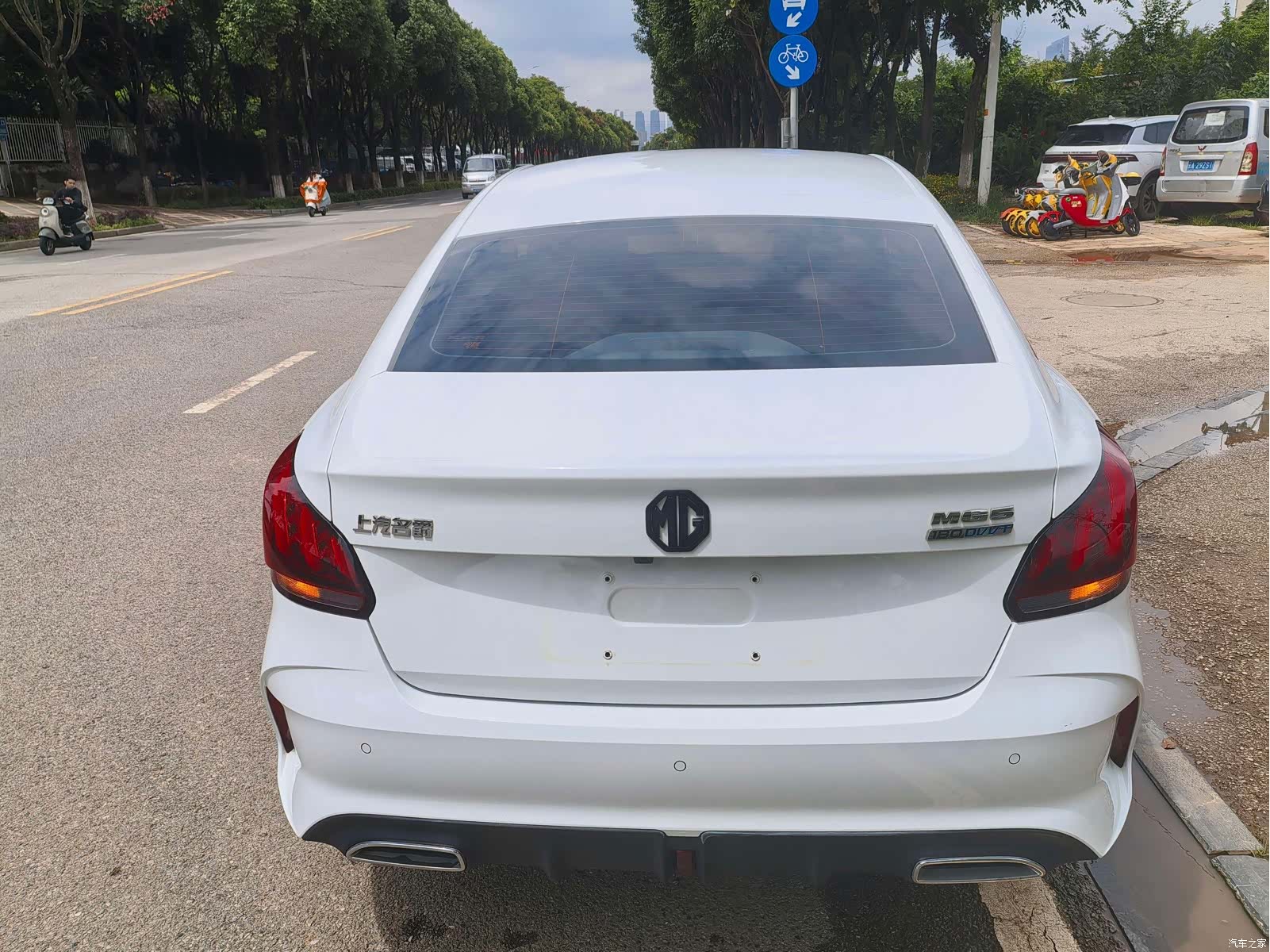 MG MG5, 2021 10