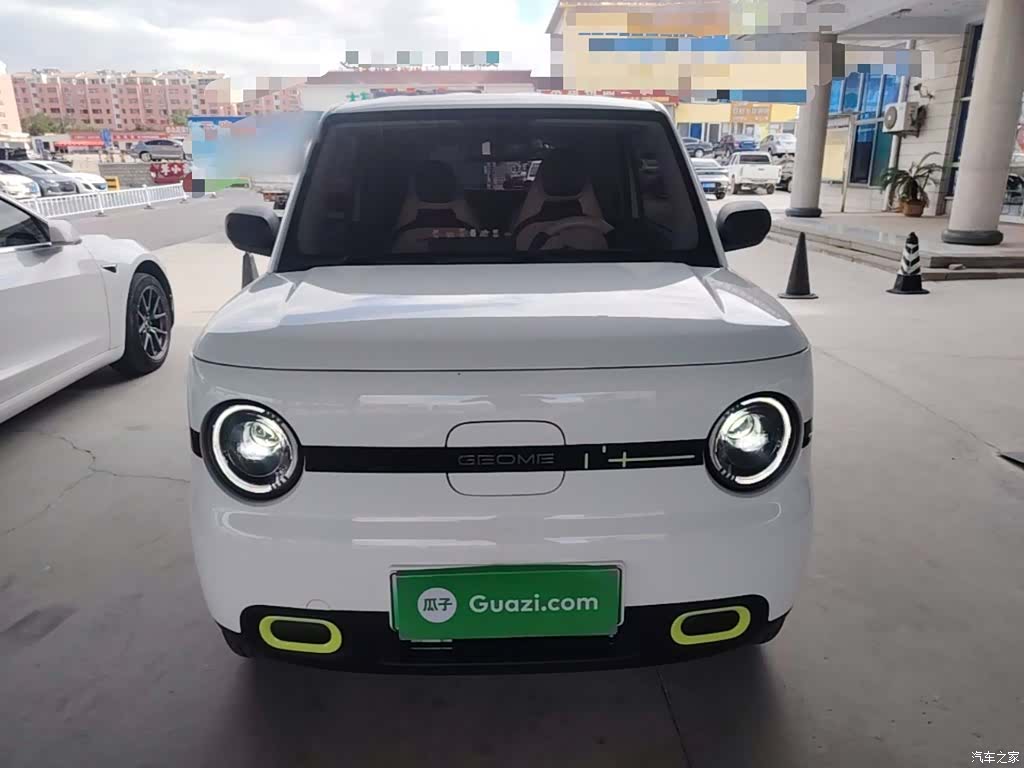 Geely Panda, 2025 3