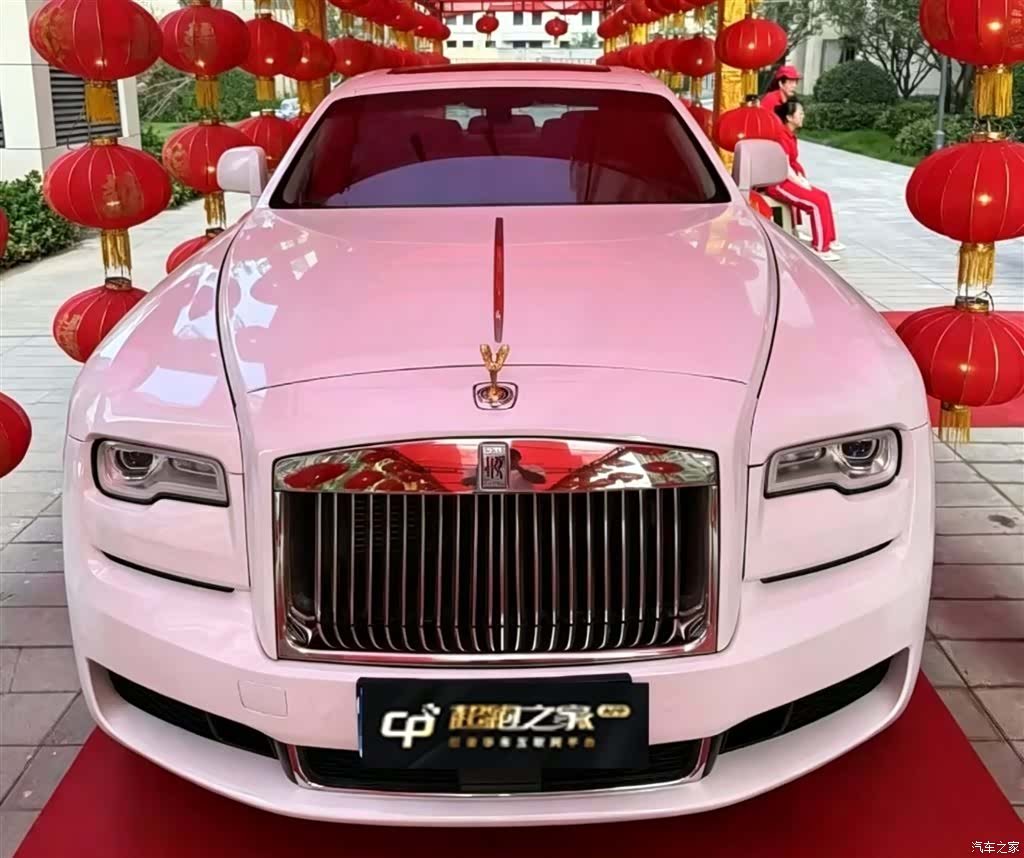 Rolls-Royce Ghost, 2010 1