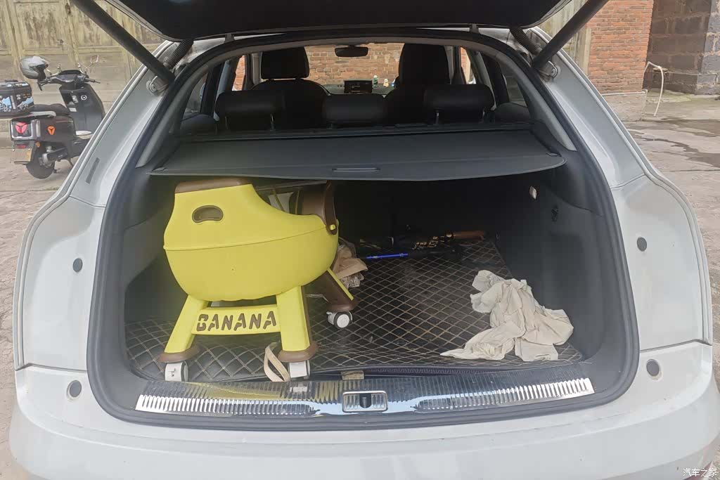 Audi Q3, 2019 4