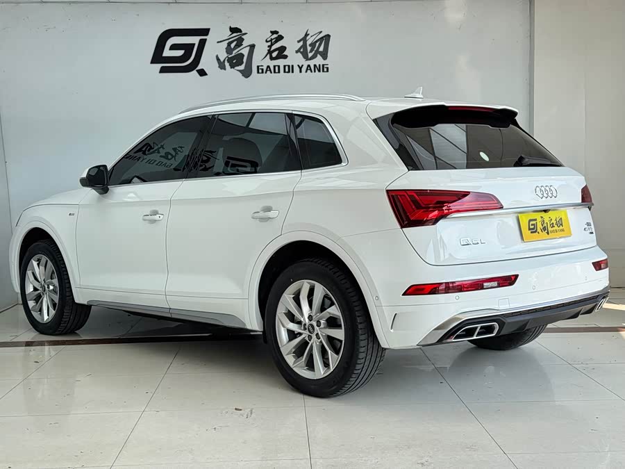 Audi Q5L 2022, фото 29