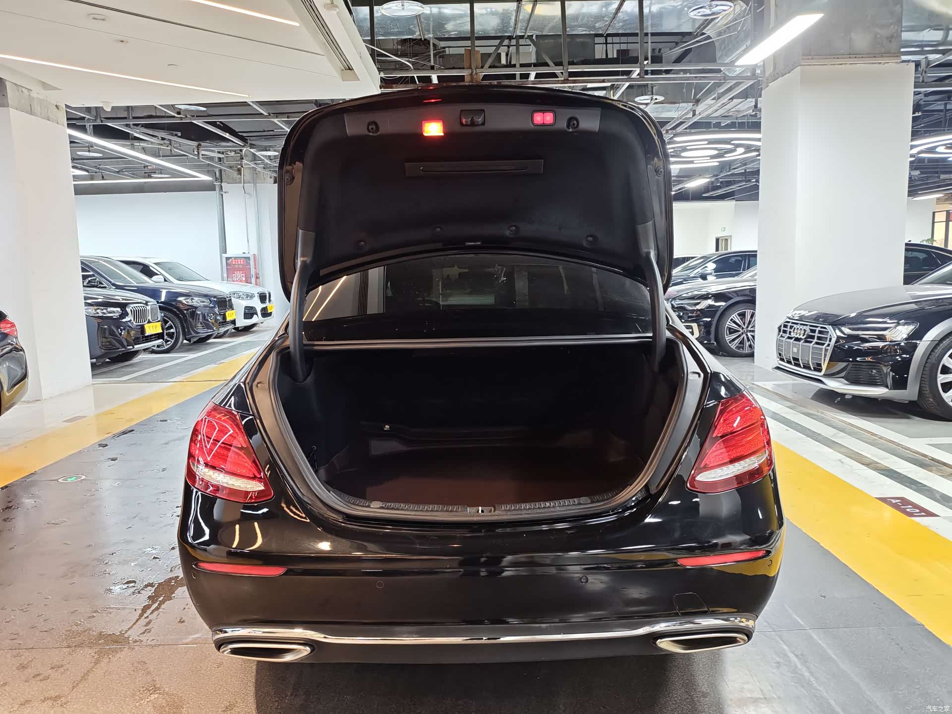 Mercedes-Benz E-Class, 2019 13