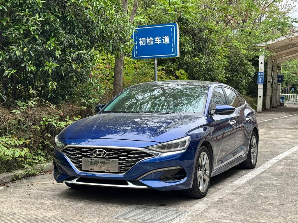 Hyundai Lafesta
