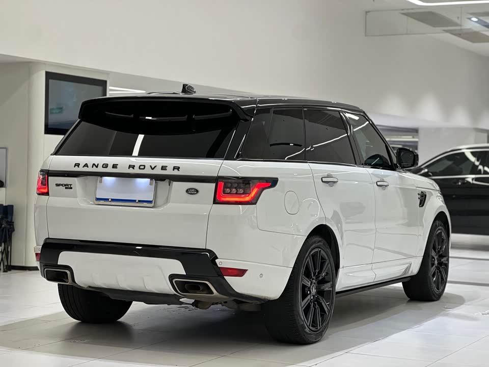 Land Rover Range Rover Sport Land Rover Range Rover Sport