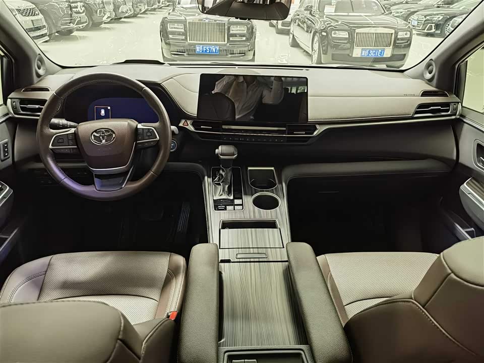 Toyota SIENNA
