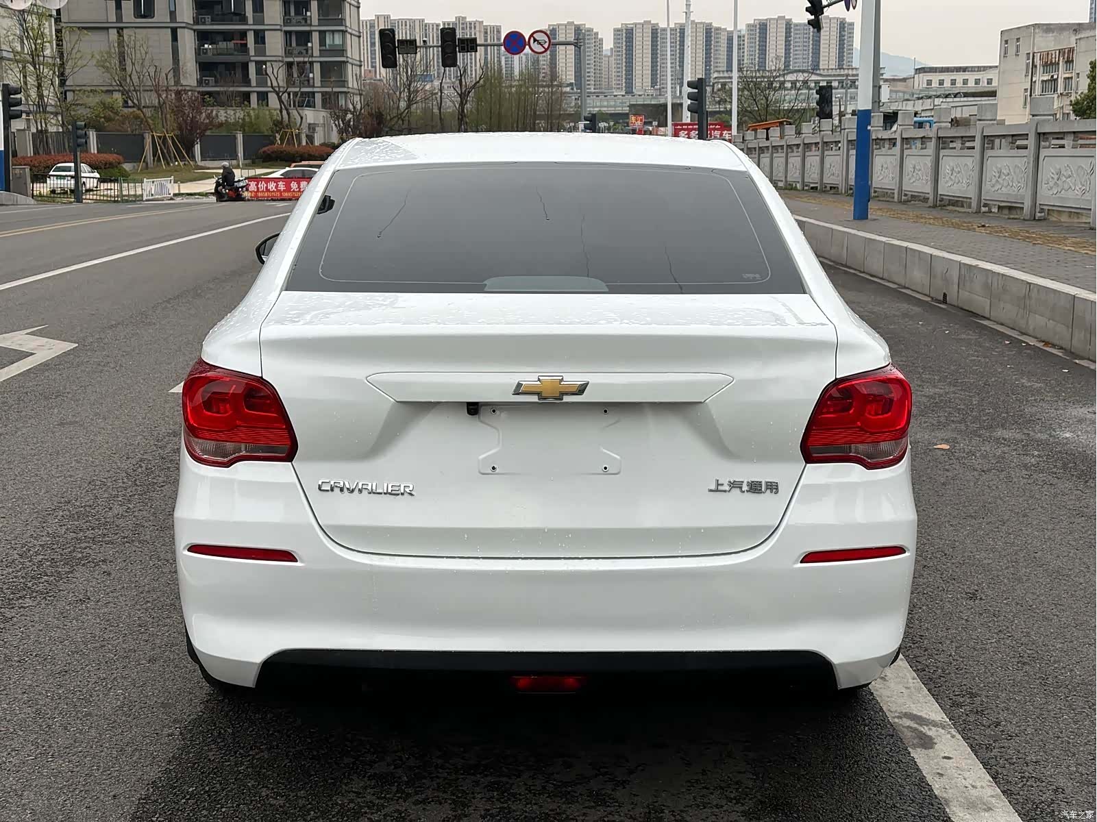 Chevrolet 320, 2018 15