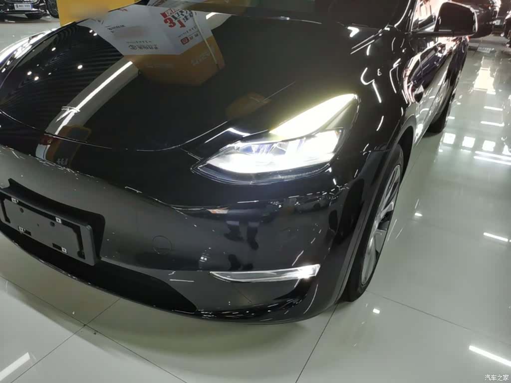 Tesla Model Y, 2021 24