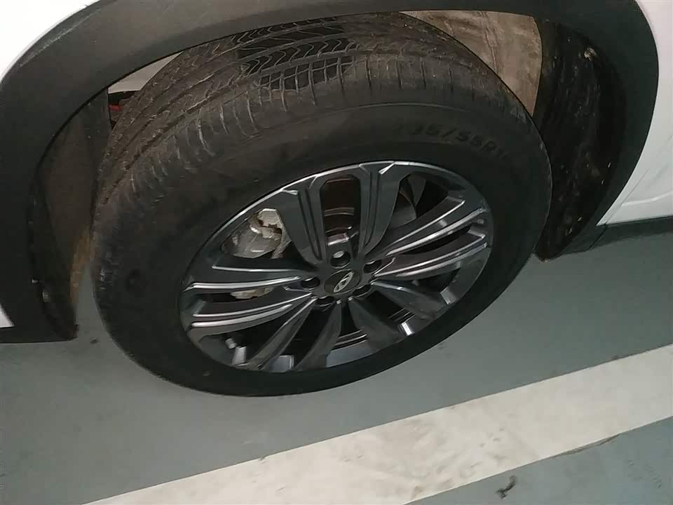 Chery Tiggo 8