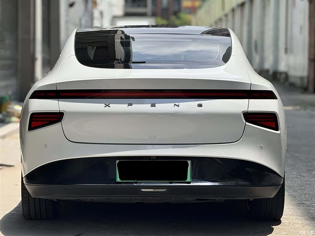 Xpeng P7, 2021 все фото