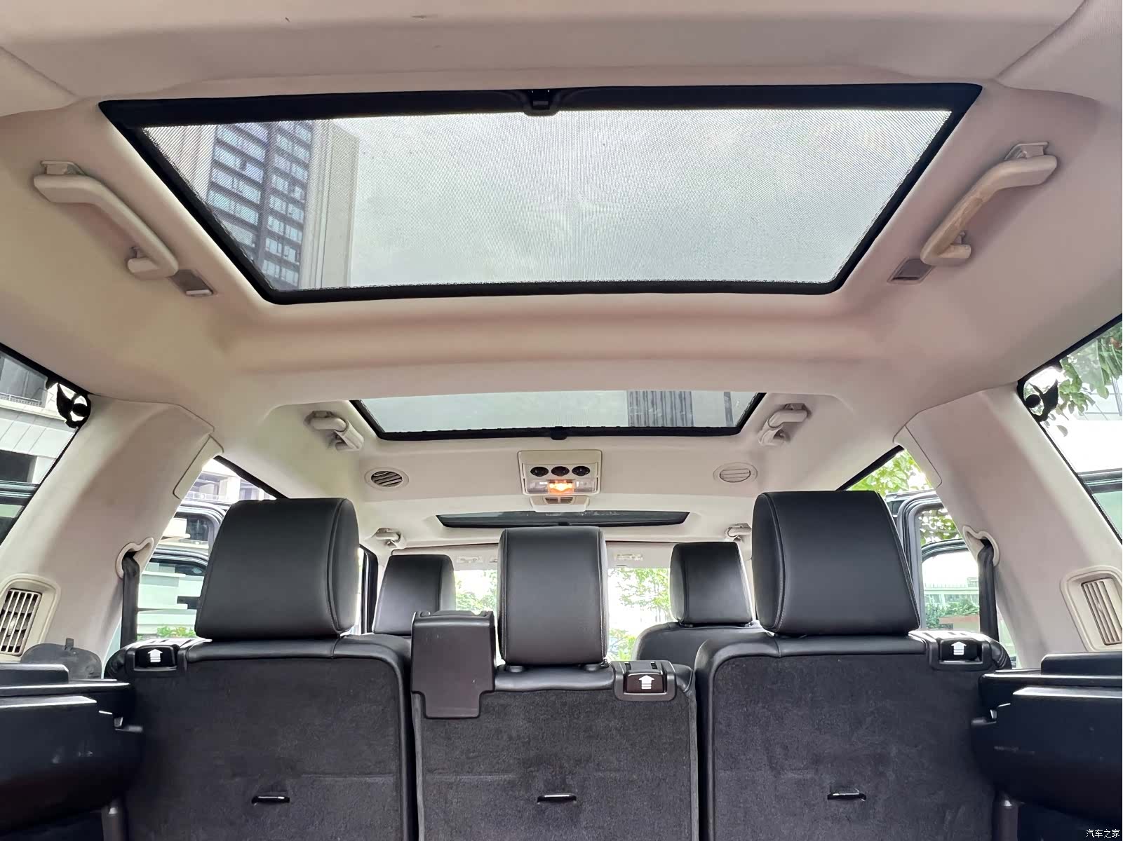 Land Rover Discovery, 2011 30