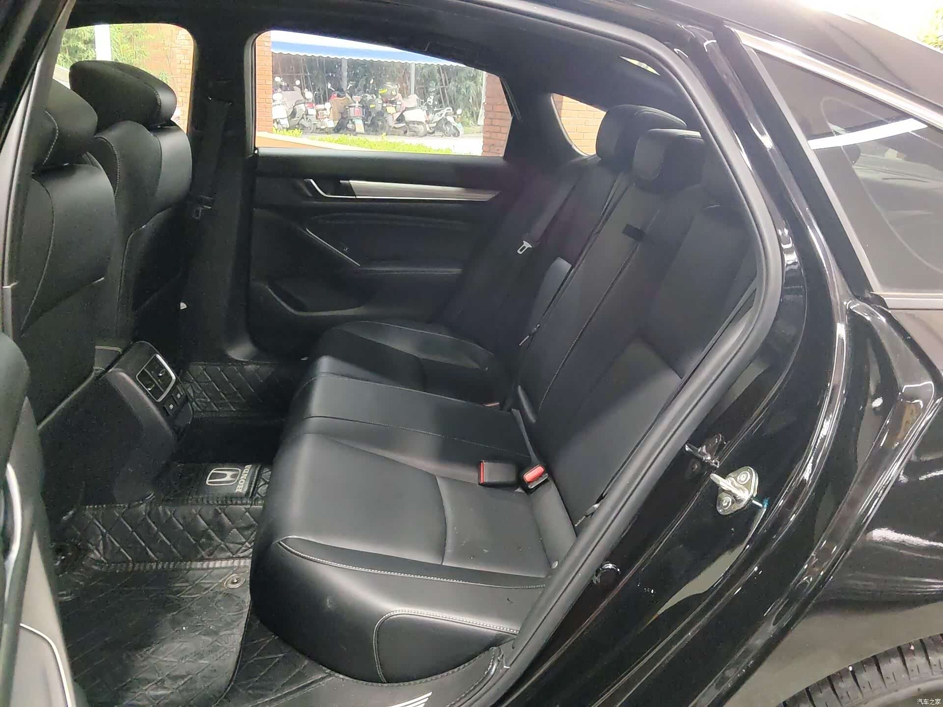 Honda Inspire, 2022 11