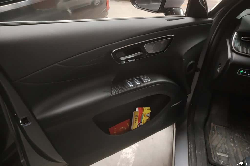 Chery Tiggo 8, 2026 7