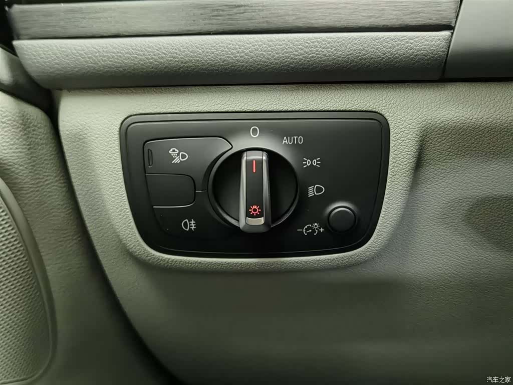 Audi A6L, 2014 21