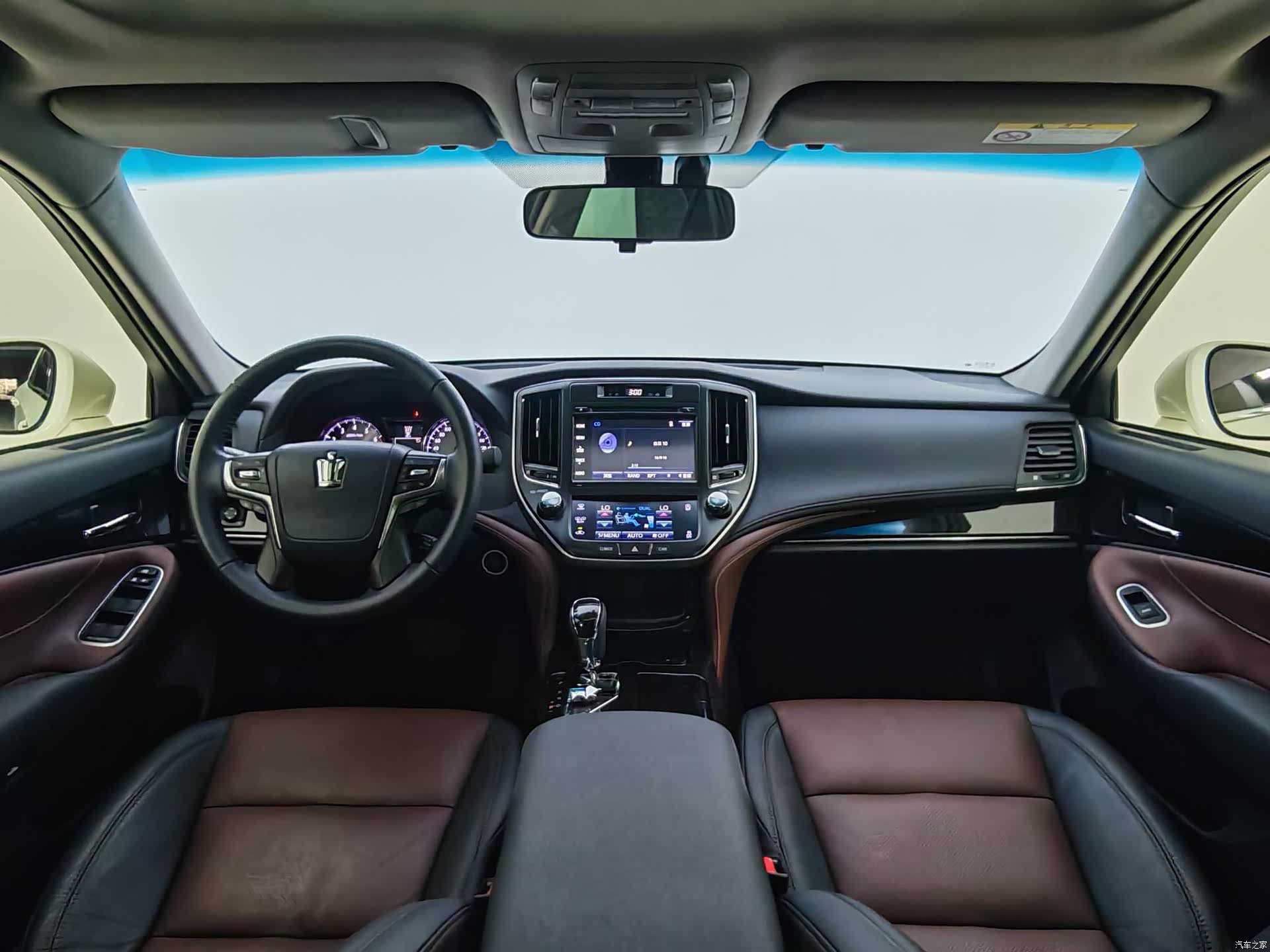 Toyota Crown, 2018 21