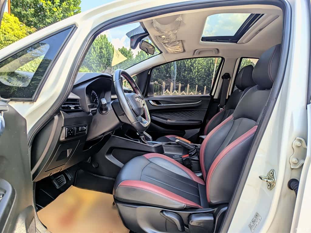 Geely X3, 2022 9
