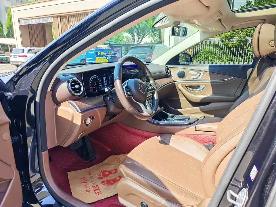 Mercedes-Benz E-class Mercedes-Benz E-class